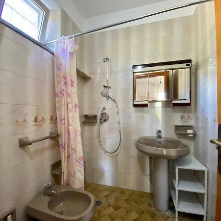 Le Residenze Di Dolores Apartment *