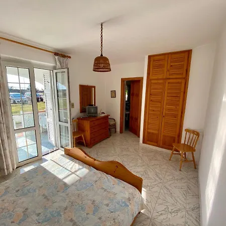 Le Residenze Di Dolores Apartment